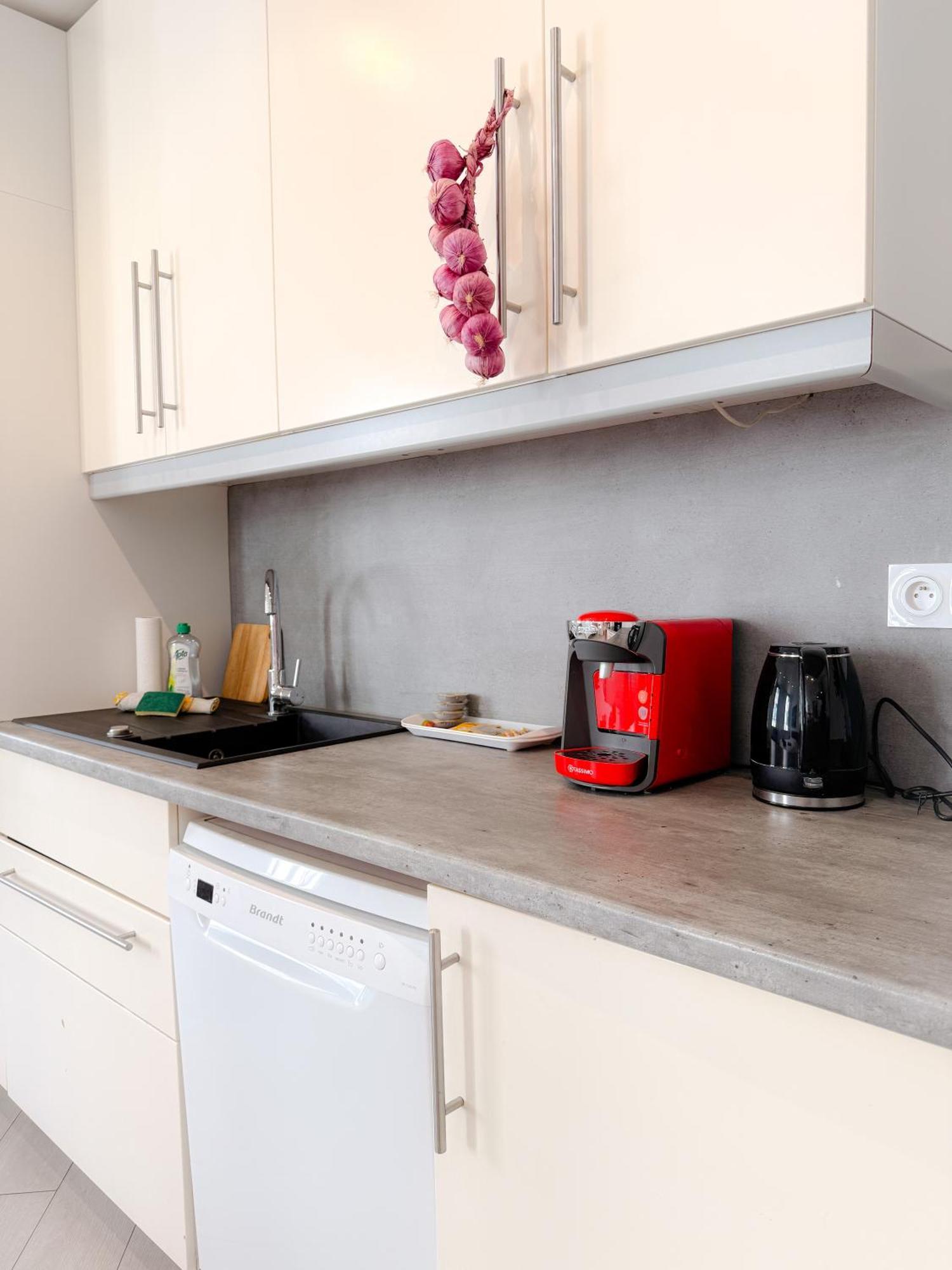 Apartment Le Clemenceau By Apirent #cosy #200m Des Plages #wifi Cannes