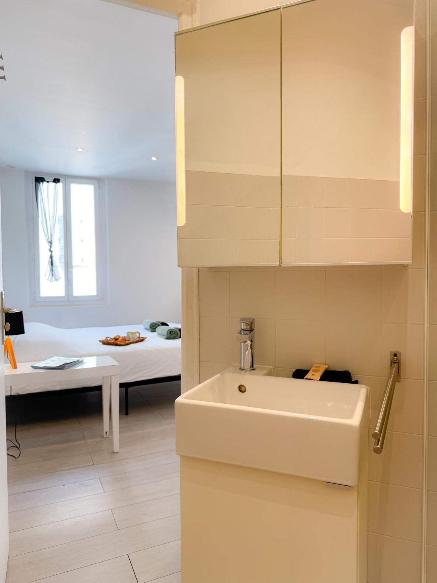 Appartement Le Clemenceau By Apirent #cosy #200m Des Plages #wifi